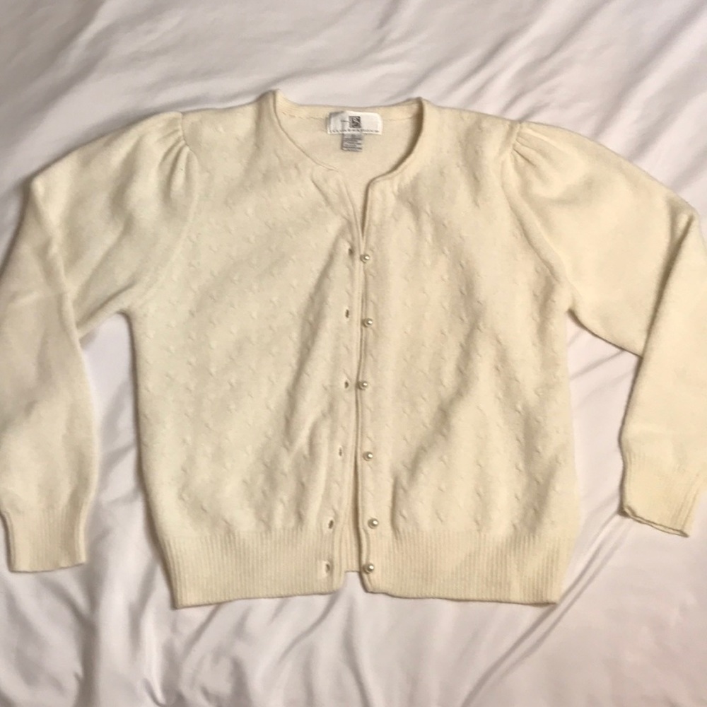 Vintage wool and angora blend sweater size M